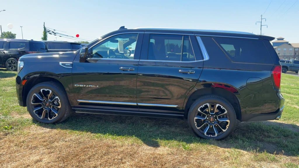 2023 GMC Yukon Denali Photo in Danville KY 40422