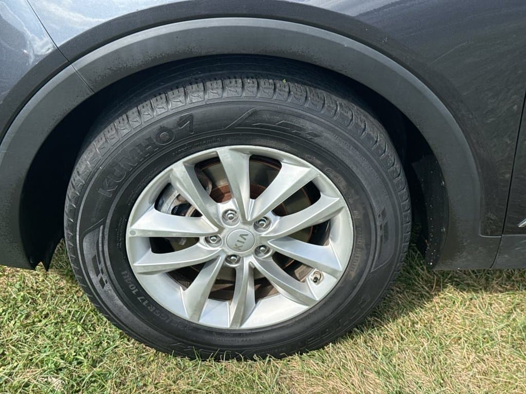 2017 Kia Sorento LX Photo in Danville KY 40422