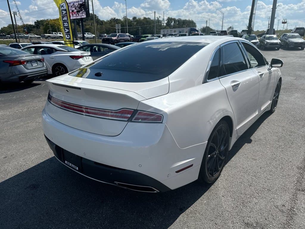 2020 Lincoln MKZ Reserve Photo in Danville KY 40422