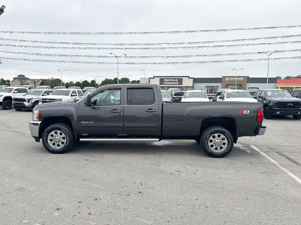 2011 Chevrolet Silverado 3500HD LTZ Photo in Danville KY 40422