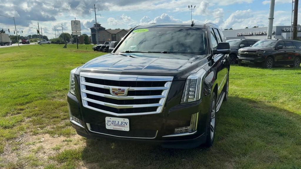 2016 Cadillac Escalade Luxury Photo in Danville KY 40422