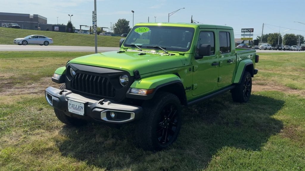 2025 Jeep Gladiator Nighthawk Photo in Danville KY 40422