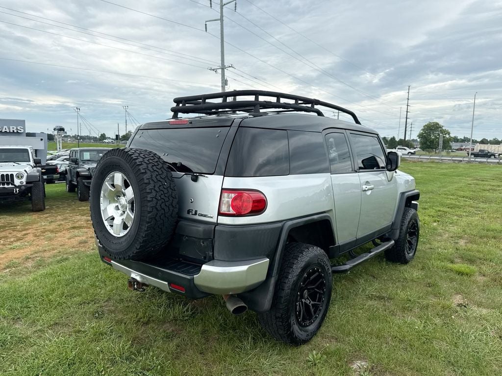 2007 Toyota FJ Cruiser Base Photo in Danville KY 40422