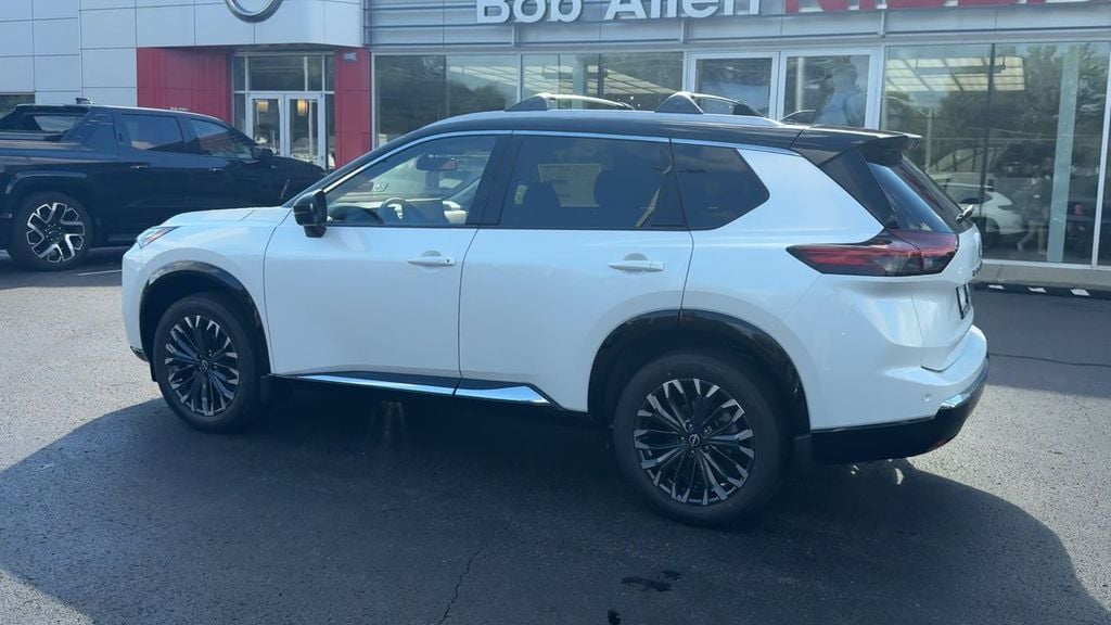 2026 Nissan Rogue Platinum Photo in Danville KY 40422