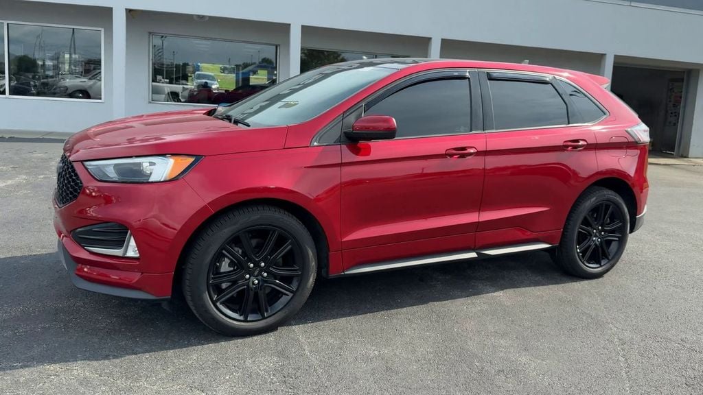 2022 Ford Edge ST Line Photo in Danville KY 40422