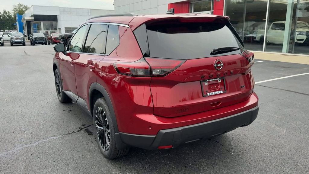 2026 Nissan Rogue Dark Armor Photo in Danville KY 40422