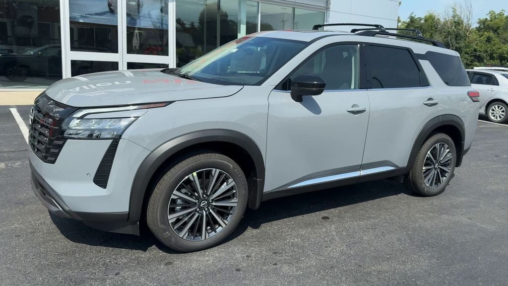 2026 Nissan Pathfinder Platinum Photo in Danville KY 40422