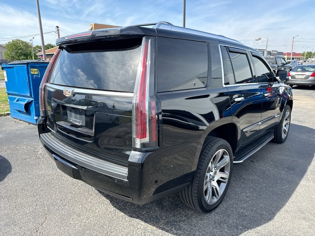 2017 Cadillac Escalade Luxury Photo in Danville KY 40422