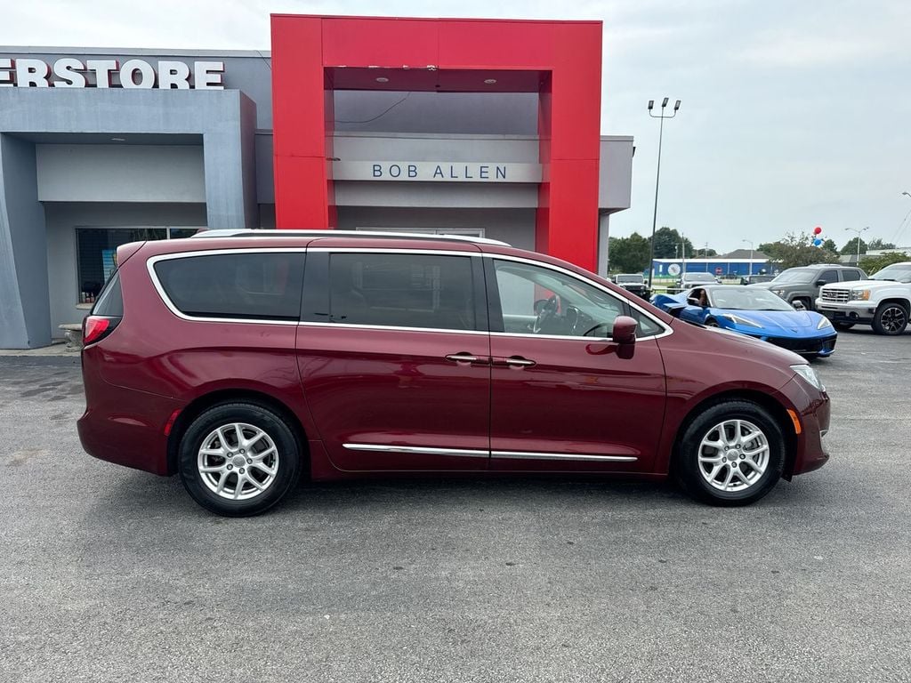 2020 Chrysler Pacifica Touring L Photo in Danville KY 40422