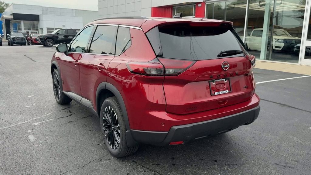 2026 Nissan Rogue Dark Armor Photo in Danville KY 40422