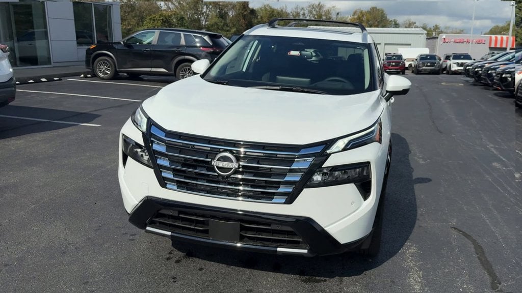 2026 Nissan Rogue Platinum Photo in Danville KY 40422