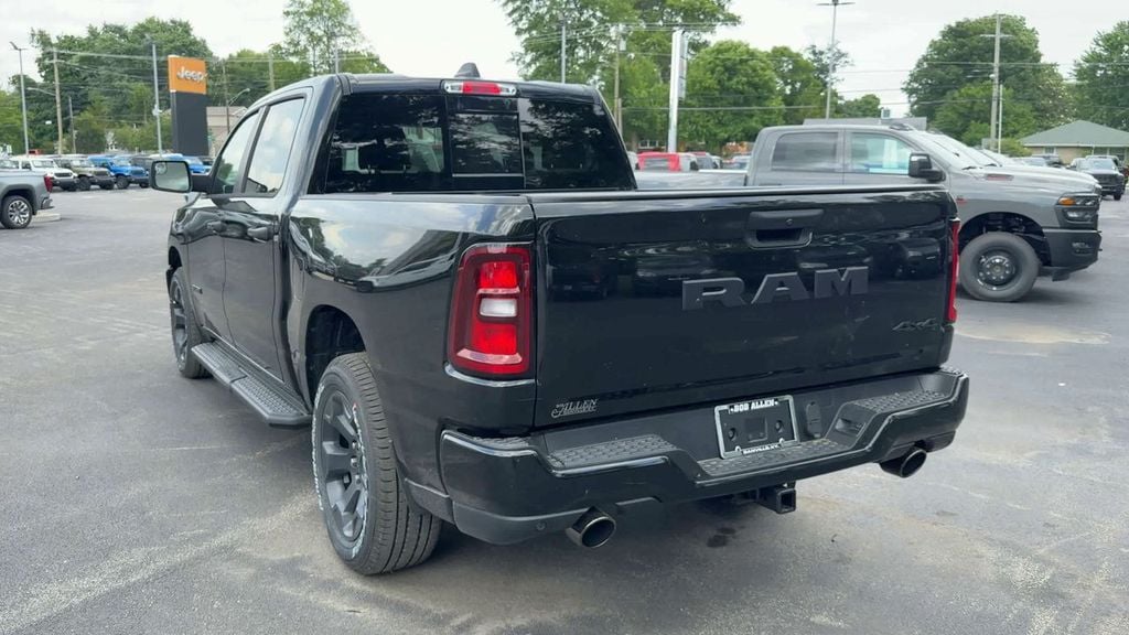 2026 Ram 1500 Express Photo in Danville KY 40422