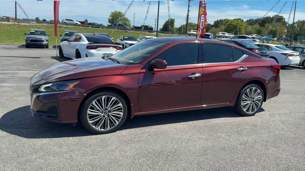 2025 Nissan Altima 2.5 SL Photo in Danville KY 40422