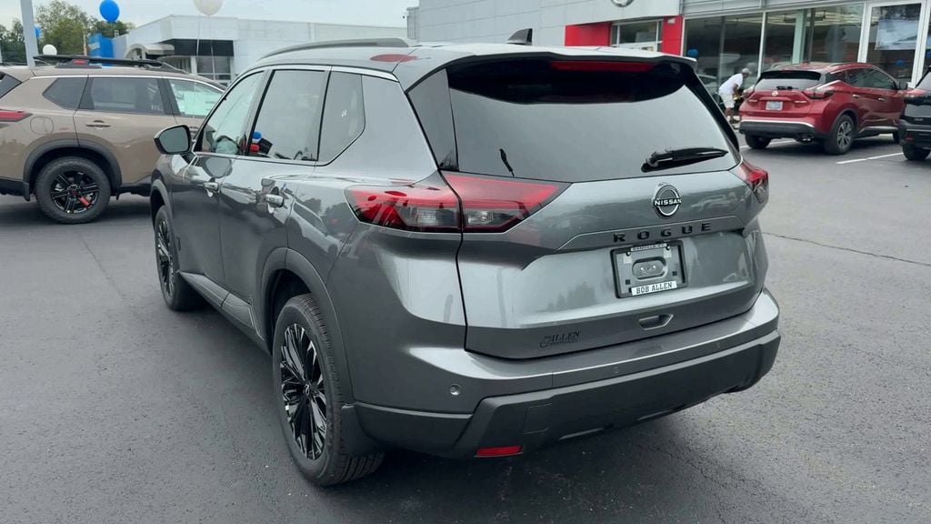 2026 Nissan Rogue Dark Armor Photo in Danville KY 40422