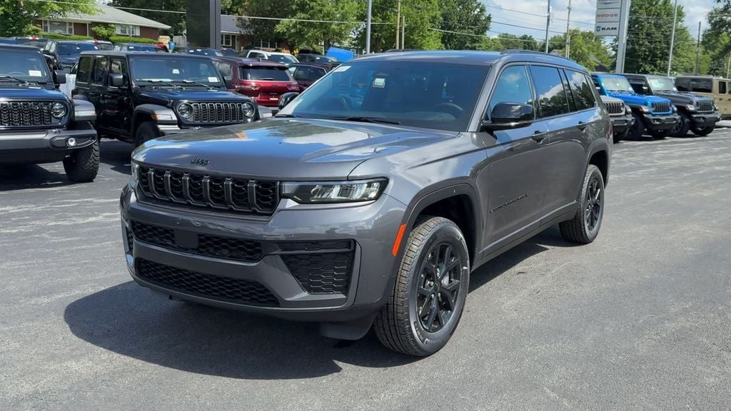 2026 Jeep Grand Cherokee L Altitude Photo in Danville KY 40422