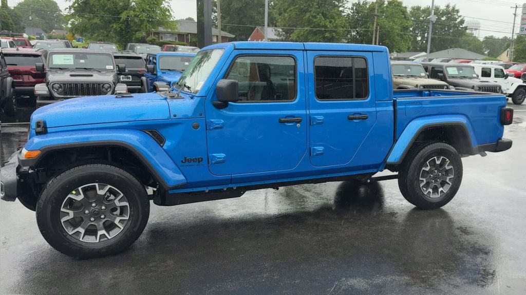 2026 Jeep Gladiator Sahara Photo in Danville KY 40422