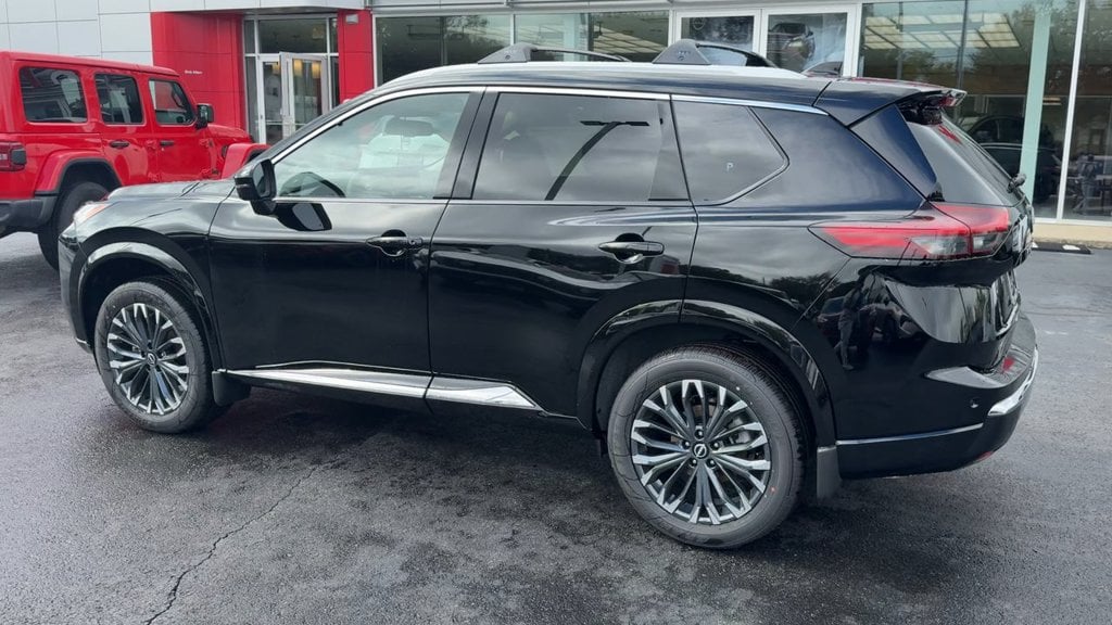 2026 Nissan Rogue Platinum Photo in Danville KY 40422