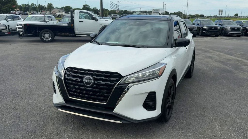 2023 Nissan Kicks SR Photo in Danville KY 40422