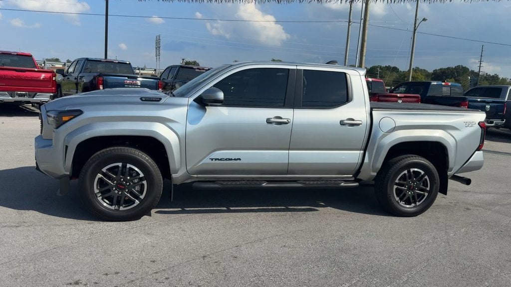 2025 Toyota Tacoma Hybrid TRD Sport Photo in Danville KY 40422