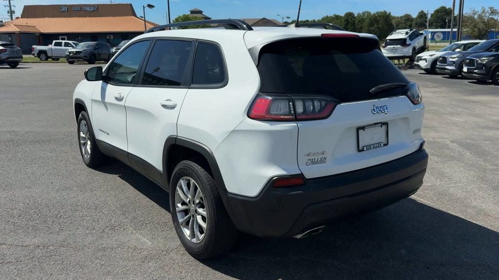 2022 Jeep Cherokee Latitude Lux Photo in Danville KY 40422
