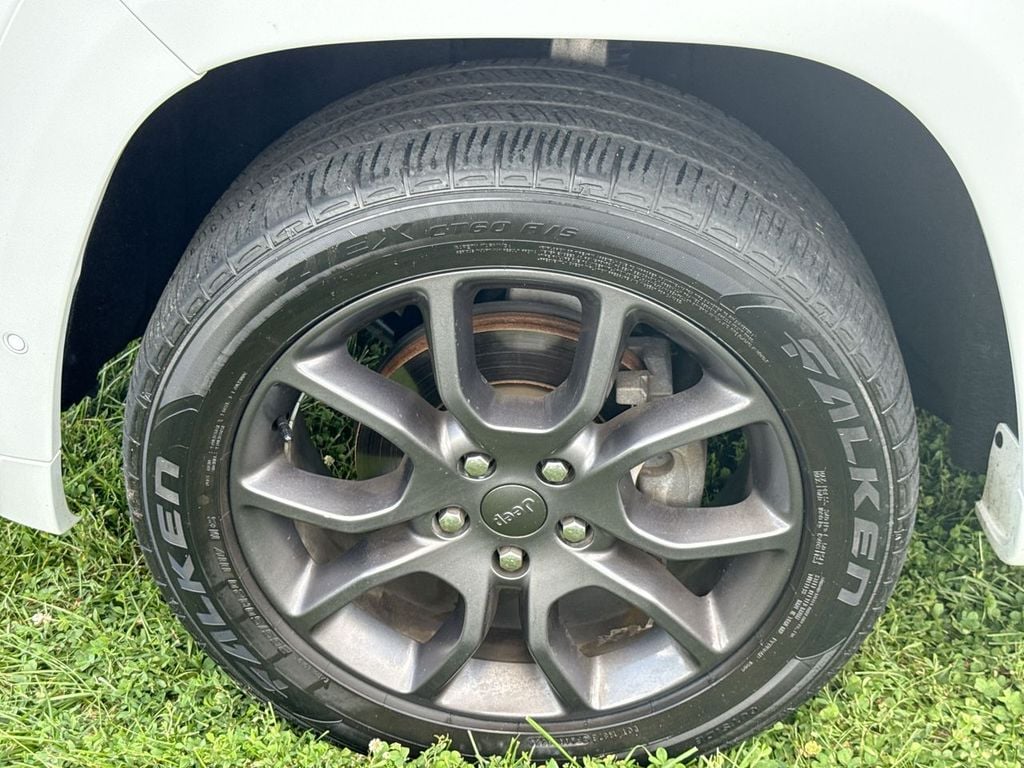 2020 Jeep Grand Cherokee Overland Photo in Danville KY 40422