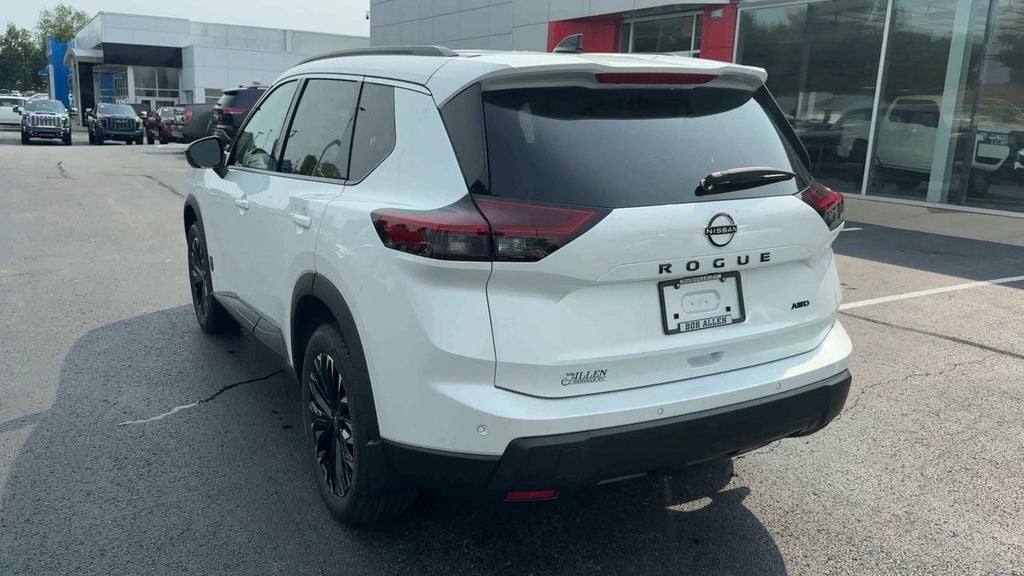 2026 Nissan Rogue Dark Armor Photo in Danville KY 40422