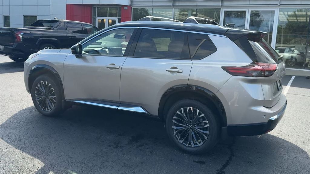 2026 Nissan Rogue Platinum Photo in Danville KY 40422