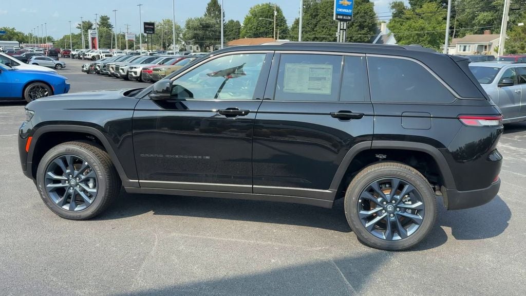 2026 Jeep Grand Cherokee Photo in Danville KY 40422