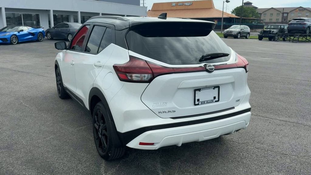 2023 Nissan Kicks SR Photo in Danville KY 40422