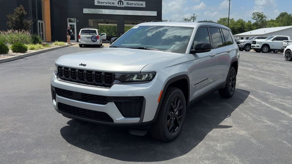 2026 Jeep Grand Cherokee L Altitude Photo in Danville KY 40422
