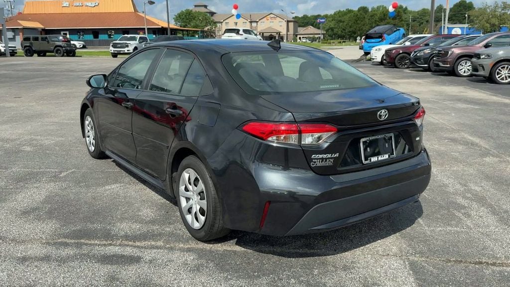 2022 Toyota Corolla LE Photo in Danville KY 40422