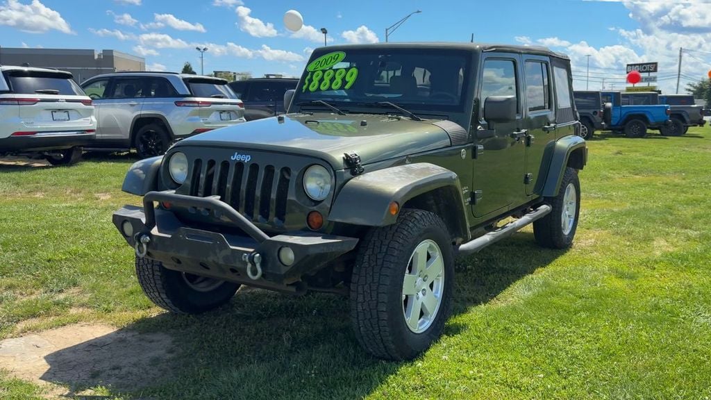 2009 Jeep Wrangler Unlimited Sahara Photo in Danville KY 40422