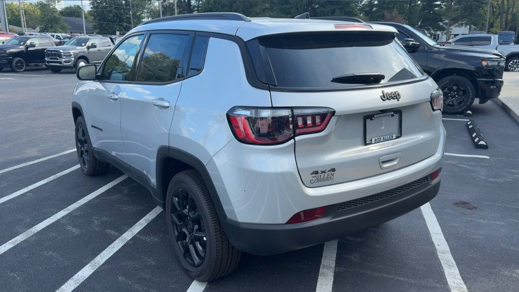 2026 Jeep Compass Latitude Photo in Danville KY 40422
