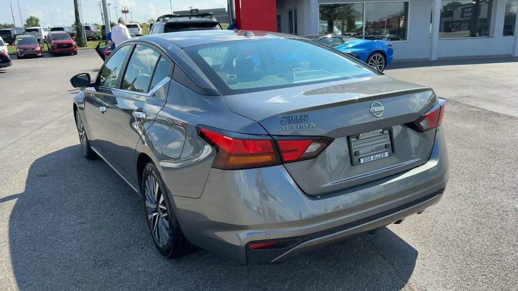 2025 Nissan Altima 2.5 SV Photo in Danville KY 40422