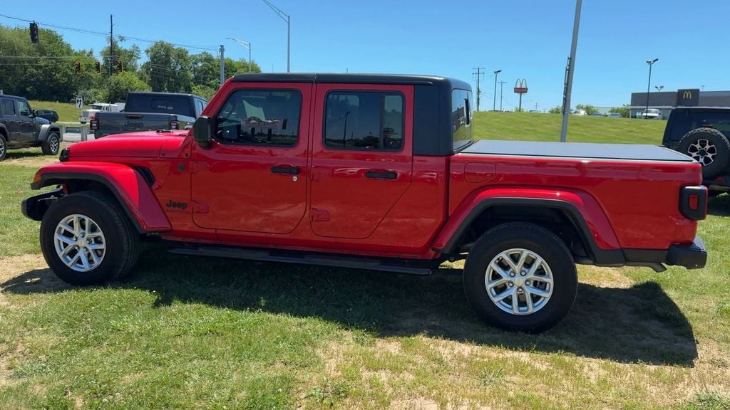 2023 Jeep Gladiator Sport S Photo in Danville KY 40422