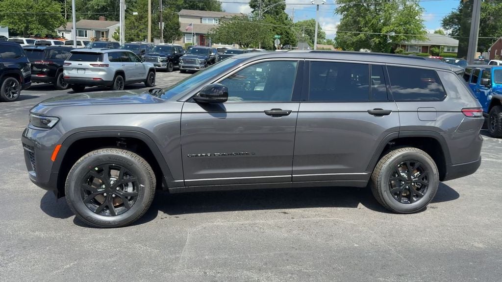2026 Jeep Grand Cherokee L Altitude Photo in Danville KY 40422