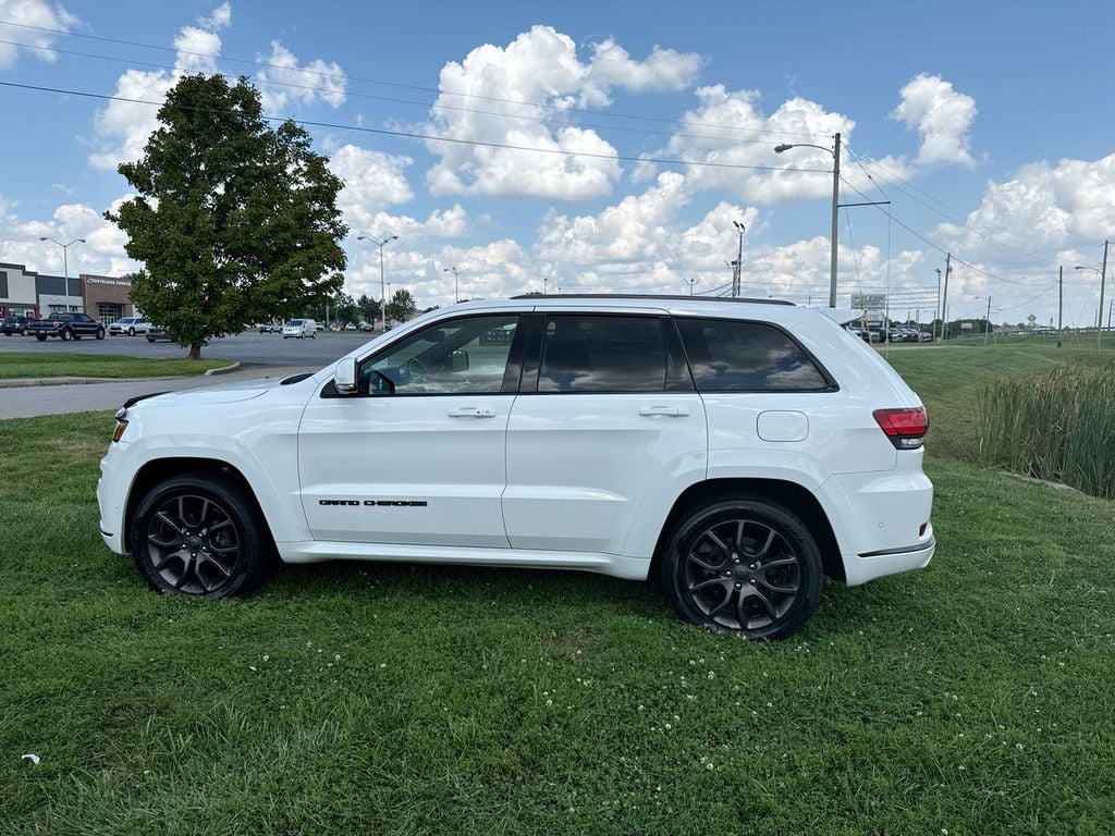 2020 Jeep Grand Cherokee Overland Photo in Danville KY 40422