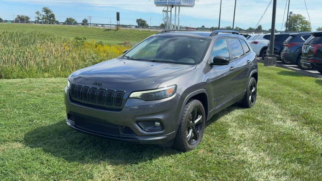 2022 Jeep Cherokee Latitude Lux Photo in Danville KY 40422