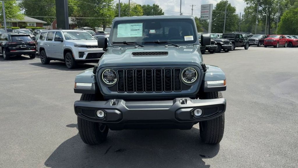 2026 Jeep Gladiator Sport S Photo in Danville KY 40422