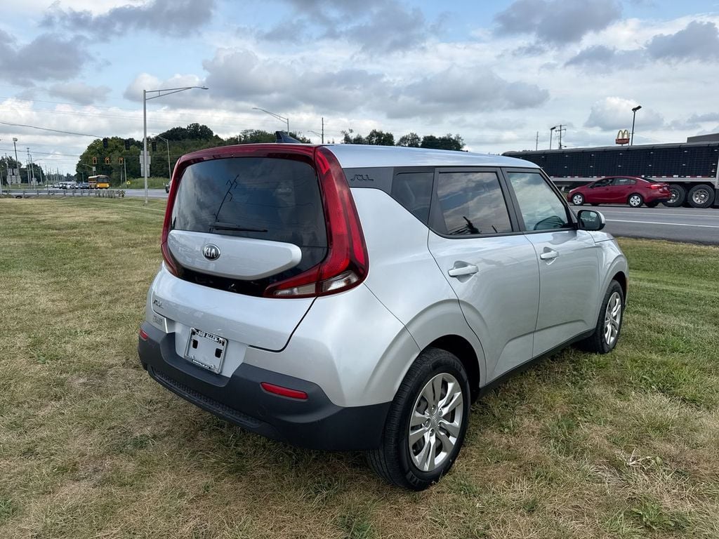 2021 Kia Soul LX Photo in Danville KY 40422