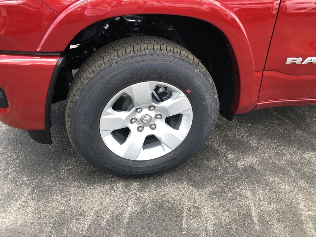 2026 Ram 1500 Big Horn/Lone Star Photo in Danville KY 40422