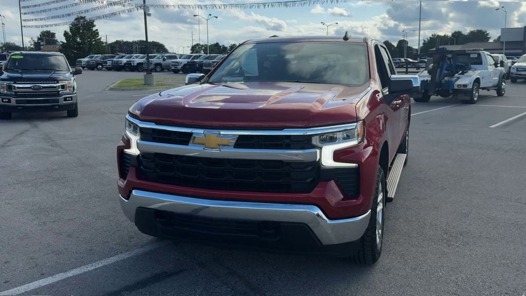 2024 Chevrolet Silverado 1500 LT Photo in Danville KY 40422