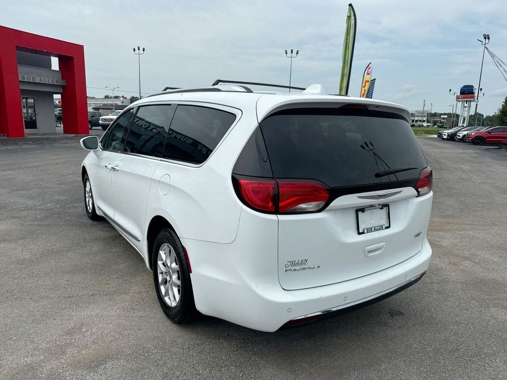 2020 Chrysler Pacifica Touring L Photo in Danville KY 40422