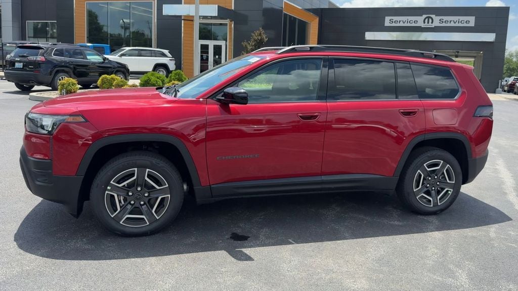 2026 Jeep Cherokee Laredo Photo in Danville KY 40422