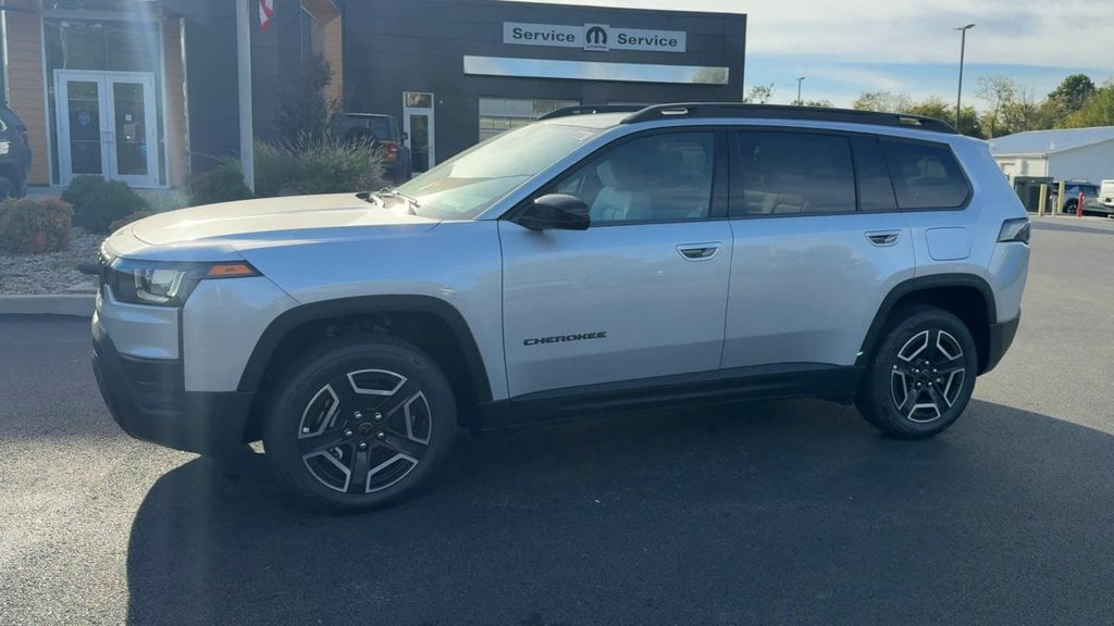 2026 Jeep Cherokee Laredo Photo in Danville KY 40422