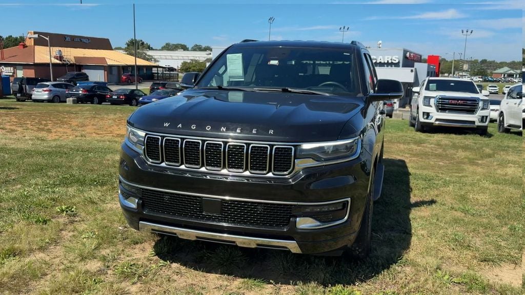 2023 Jeep Wagoneer Series III Photo in Danville KY 40422