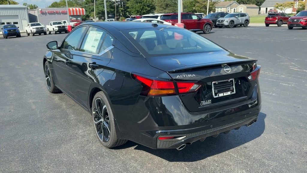 2026 Nissan Altima 2.5 SR Photo in Danville KY 40422