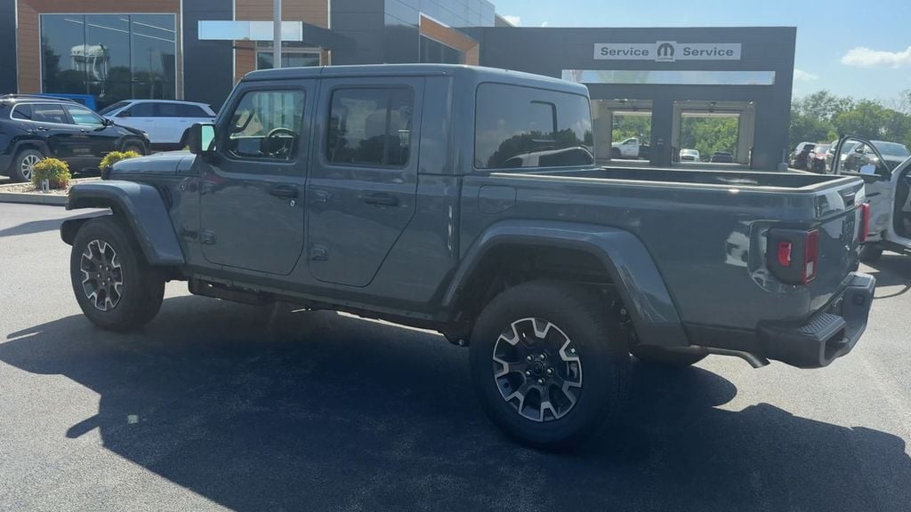 2026 Jeep Gladiator Sahara Photo in Danville KY 40422