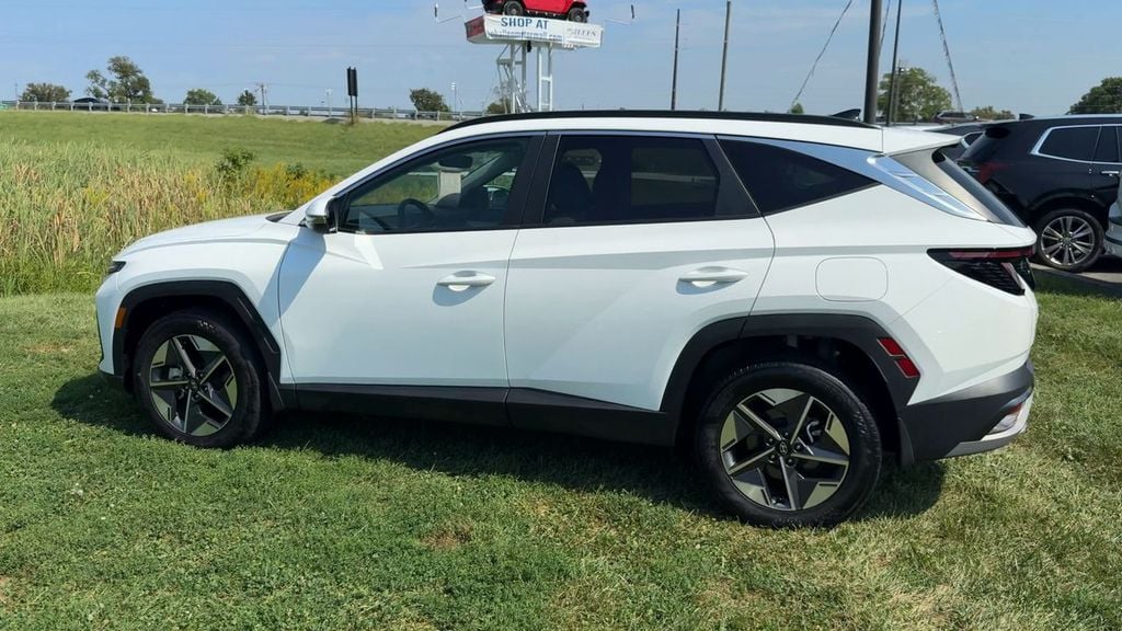 2025 Hyundai Tucson SEL Convenience Photo in Danville KY 40422