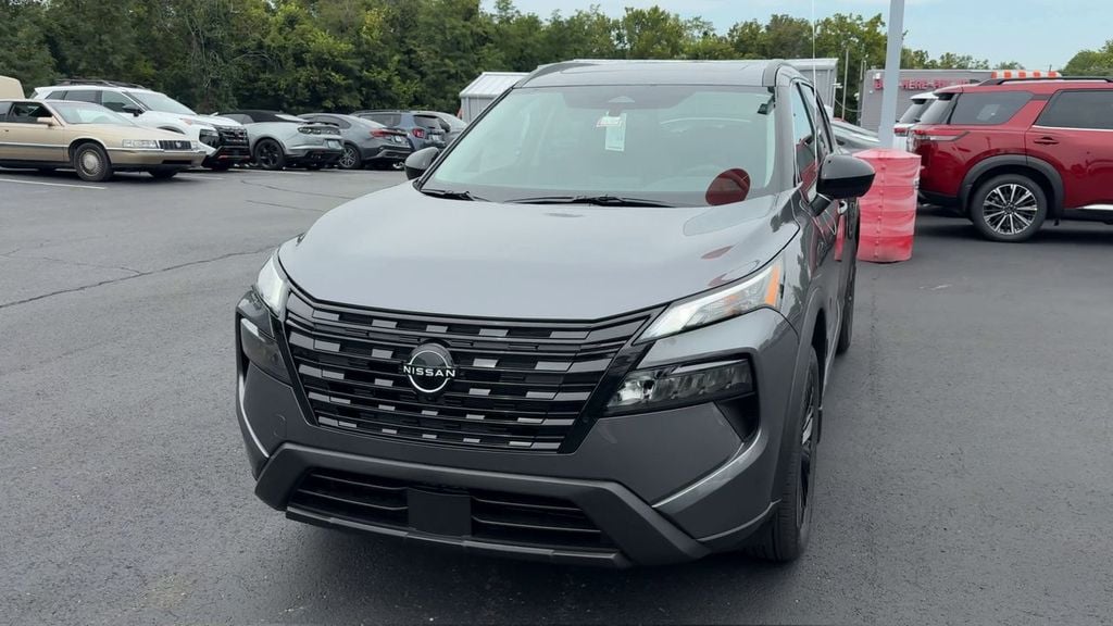 2026 Nissan Rogue Dark Armor Photo in Danville KY 40422